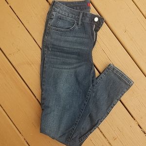 Jennifer Lopez Jeans